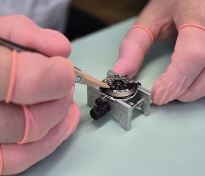 OraTec Siwss produces watches and components with laser markings, (Foto: Trotec Laser)