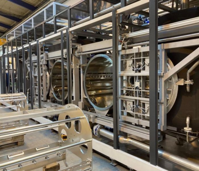 Reinigung mit wasserbasierten Medien (Foto: Ecoclean GmbH)