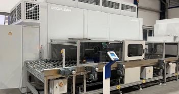Modulare EcoCstretch und EcoCvela Reinigungssysteme für höchste industrielle (Foto: Ecoclean GmbH)