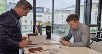 OraTec Swiss kombiniert Uhrenbaukompetenz mit SpeedMarker-Laser für hochpräzise (Foto: Trotec Laser)