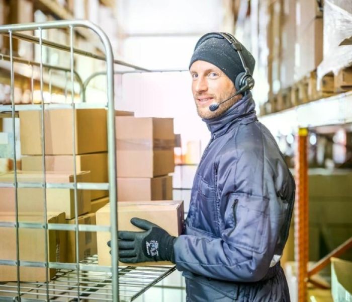 Von der Backstube ins Lager: BAKO setzt auf Pick-by-Voice (Foto: Ehrhardt Partner Group (EPG))