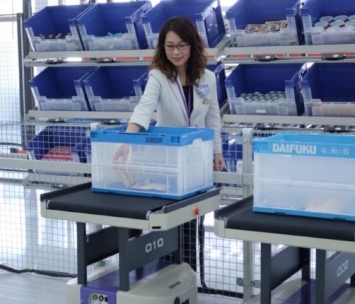 Daifuku pr&auml;sentiert neues Trio von Sorting Transfer Robots (Foto: DAIFUKU Co., Ltd. Germany Branch)