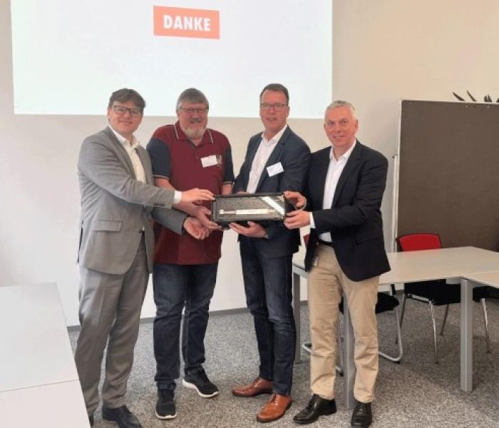 W&uuml;rth Industrie Service und Kannegiesser feiern 25 Jahre (Foto: Pia Schmitt, W&uuml;rth Industrie Service GmbH & Co. KG)