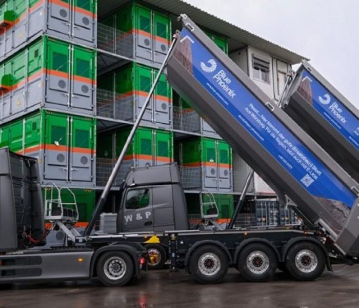 Bernhard Czech, Berufskraftfahrer der W&P (Foto: K&ouml;gel Trailer GmbH)