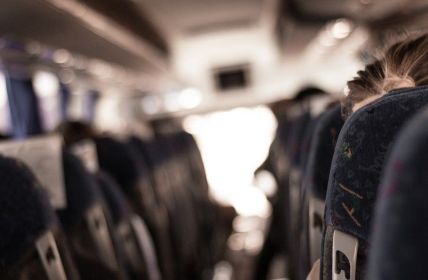 Jugendtours präsentiert erfolgreich Klassenfahrtenpakete auf didacta 2026 in (Foto: AdobeStock - DDRockstar - 46365678)