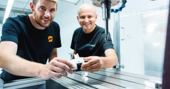 prioadd GmbH startet als eigenständiger SLS-Anbieter für industrielle (Foto: priomold 2026)